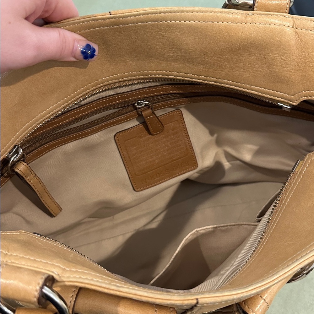 Coach Tan Leather Double Front Pocket Shoulder Tote - Picture 5 of 8